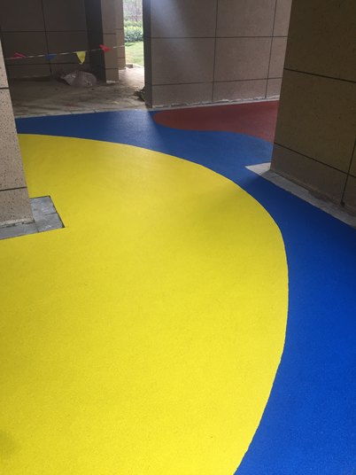 快報濱江幼兒園塑膠地板體育 報價現(xiàn)貨批發(fā)