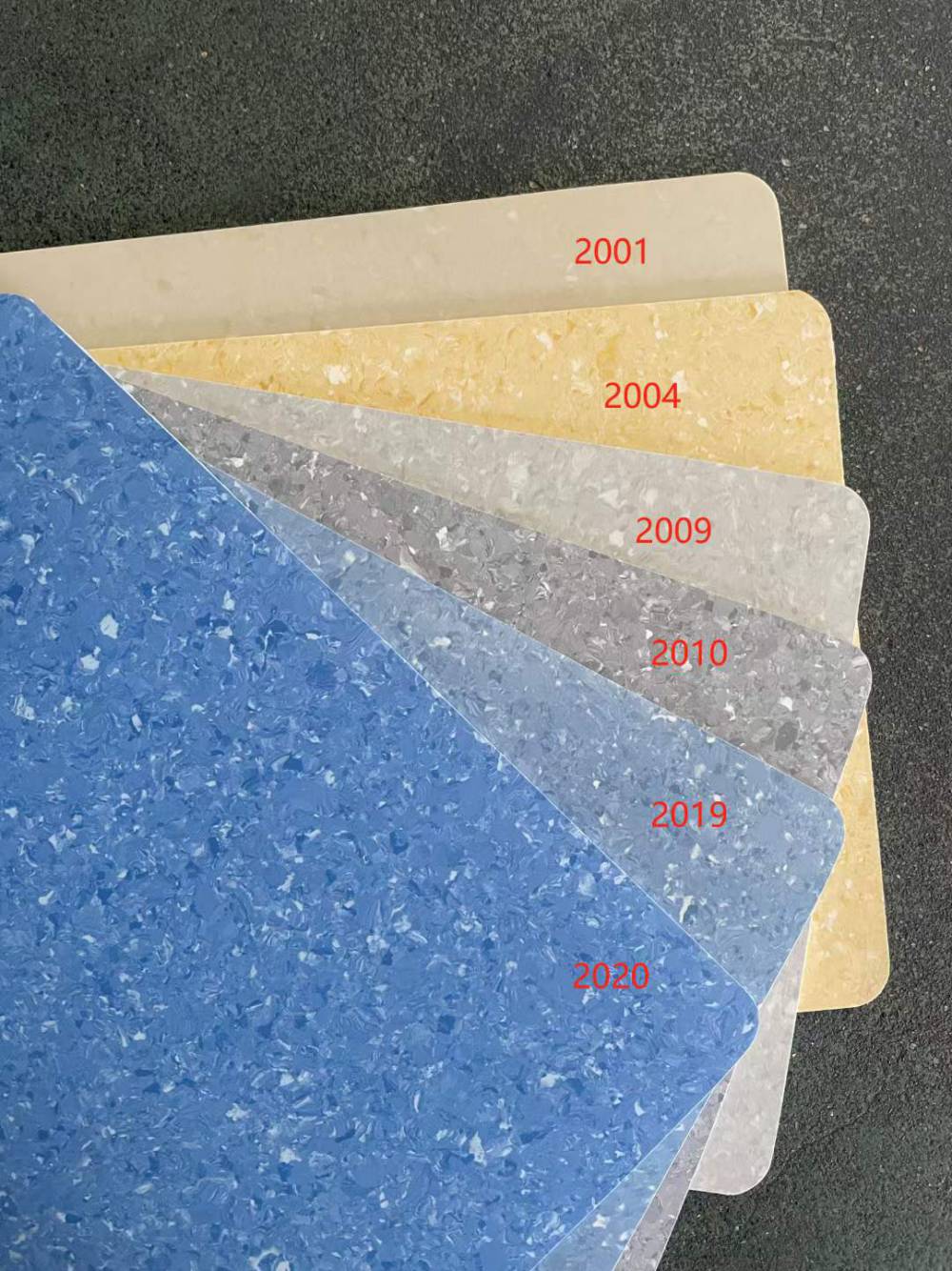 新凱琳2mm同質(zhì)透心pvc地板 凈化車(chē)間實(shí)驗(yàn)室醫(yī)院專(zhuān)用塑膠地板